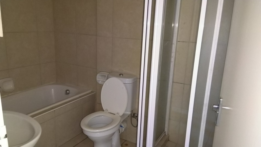 To Let 2 Bedroom Property for Rent in Sonstraal Heights Western Cape